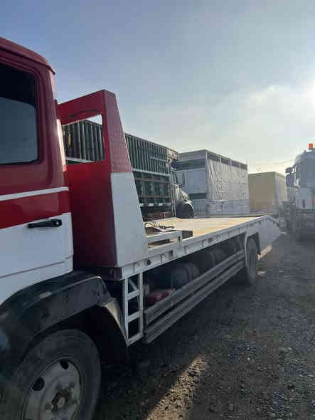 السلام عليكم اقرأ تفاصيل واتصل 
للبيع بودي رمبا كرين طول 6.40 متر 
‏￼ما ونج كامل ￼شاصي كامل بودي نضيفه 
رقم الهاتف قحطان معرض *********** كورك *********** اسيا معرض ابو قحطان واولاده عنوان موصل برطله سهل نينوى ￼
