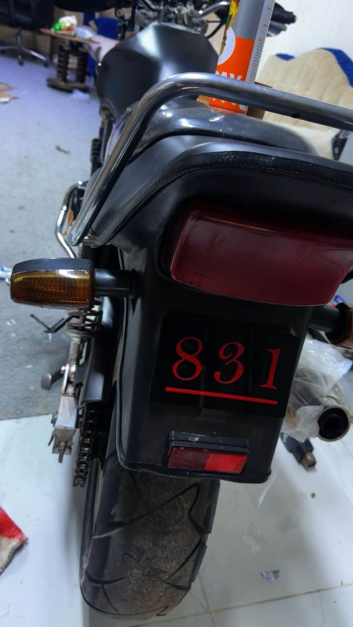 Cb4 
مەکینە کەپس گێر بە شەرت 
مانتۆرەکە بێ مەسرەفە 
٢ تایەی نوێی لە سەرە
١٩ و مەحمەلەکی برایانە أربيل, العراق


**إذا كنت صاحب هذا الإعلان وتريد حذفه لأي سبب، رجاءا أرسل رسالة إلى الدعم الفني**