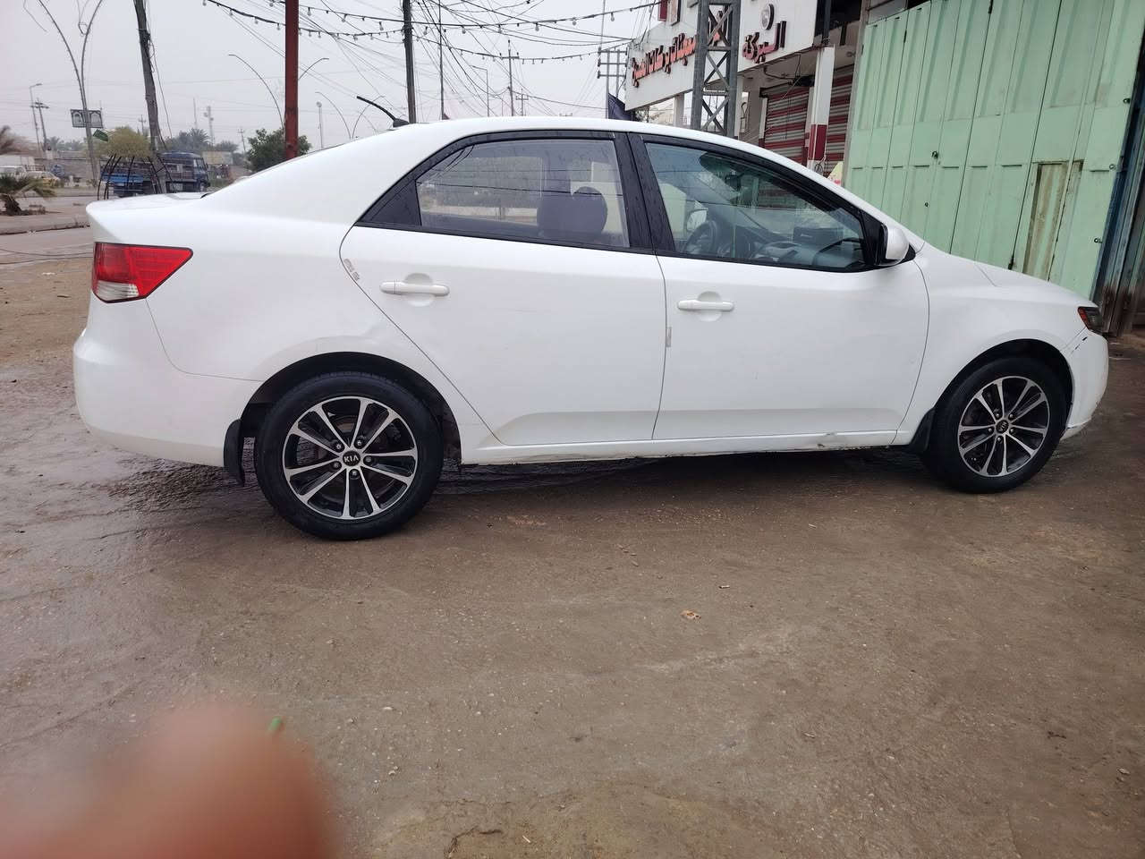 السلام عليكم سياره نوع سيراتو مديل 2012 خلجيه مكفوله كير مكينه حداد تخم تاير تبريد مكينه 1600 دوش السعر 105 وبيها مجال بسيط  العنوان كربلاءرقم الهاتف ***********
