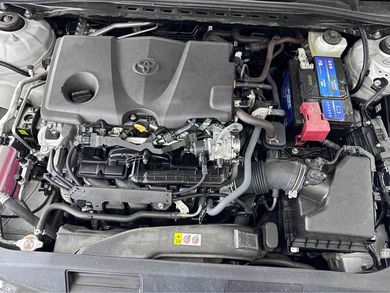 کامری 2024 LE  
رەنگی چیمەنتۆیی  
پێش و دوا کەپس 
ته نها دەرگای پێشەوەو دواوەی لای سەکن بۆیاخە 
بێ ئێرباگ 
کاتی نەشکاوە دوو مانگ کاتی لەگەڵدایە
  (٢١) مایل ڕۆشتووە 
تبرید مرکزی
رادارو خەتی جادە
کوشن کارەبا
شغال و سویچ شاشە گەورە 
رەقەم شانسی و وێنەی ئەمەریکایم داناوە
باقی هەموو گیانی بەشەرت 
یەک دینار مسروفی تیا نیە
نرخ٢١٨گەڵا و مامەڵەیەکی کەم
شوێن سلێمانی
بۆ پەیوەندی
***********
‏4T1C11AK9RU220464 السليمانية, العراق
