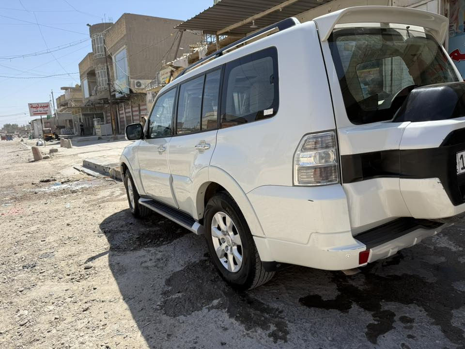 باجيرو  حبتور فول موصفات مديل2015السياره جاهزة من كلشي وكفاله عامه رقم بغداد بسمي عنوان السياره بغداد ماشيه١٦٠ السيارة ب١٧٢$
رقمي***********
