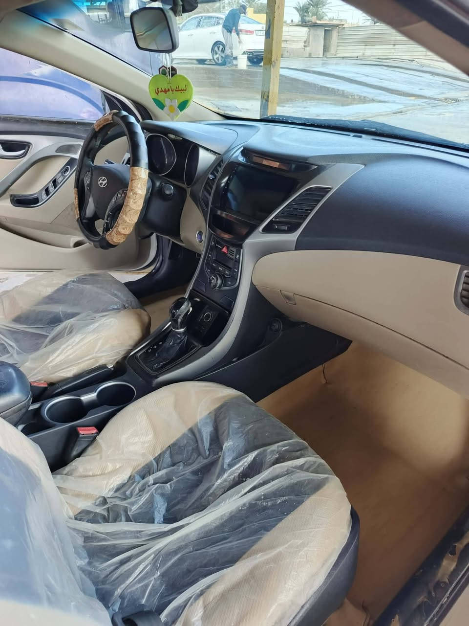 النترا مديل 2015 خليجي فول موصفات واحد ع واحد  رقم مثنى مصفره هيئه وغرامات بسمي السياره 

مكينه 1800 لا تبخير ولا تنقيص
كير جديد 

السنوار مرفق وي الصور  سعر السياره 110 وبيها مجال للطيبين مكان السياره الديوانيه *********** 
الموشراي لا يتصل
