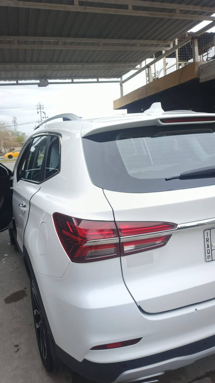 سياره mg rx5موديل 21استلام شركه عندي وكاله عامه مطلقه  من صاحبه رقم بغداد السعر 130الاتصال ***********
