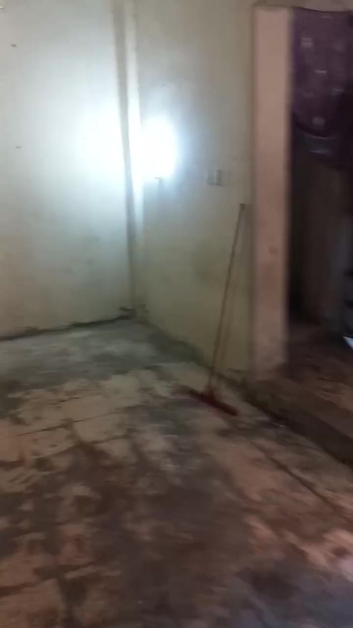 السلام عليكم شقه ايجار بل حبيبيه يم شركه اسيا سيل وشركه الفيب غرفه واستقبال ومطبخ ايجارها 250 اتصل على هذا الرقم***********
