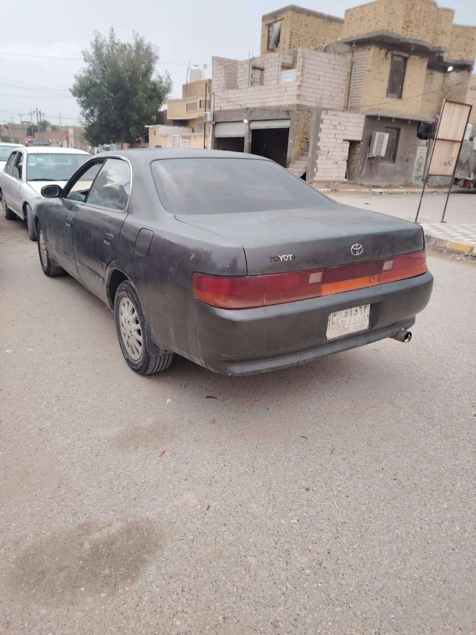 شيزر نفخ للبيع
موديل 1993
مكينه وكير خير من الله
حداديتها بيها ضعف + اكسنها بي دويه 
لايت زنون عالي ناصي كهربائياتها شغاله 
سنويتها لل27
السياره مكفوله من الاصوليات والعيب الشرعي والضربه
مطلوب مراوس بسياره تكسي
او بيع سعرها ٣٧ ورقه
الناصريه الاسكان الصناعي
***********

