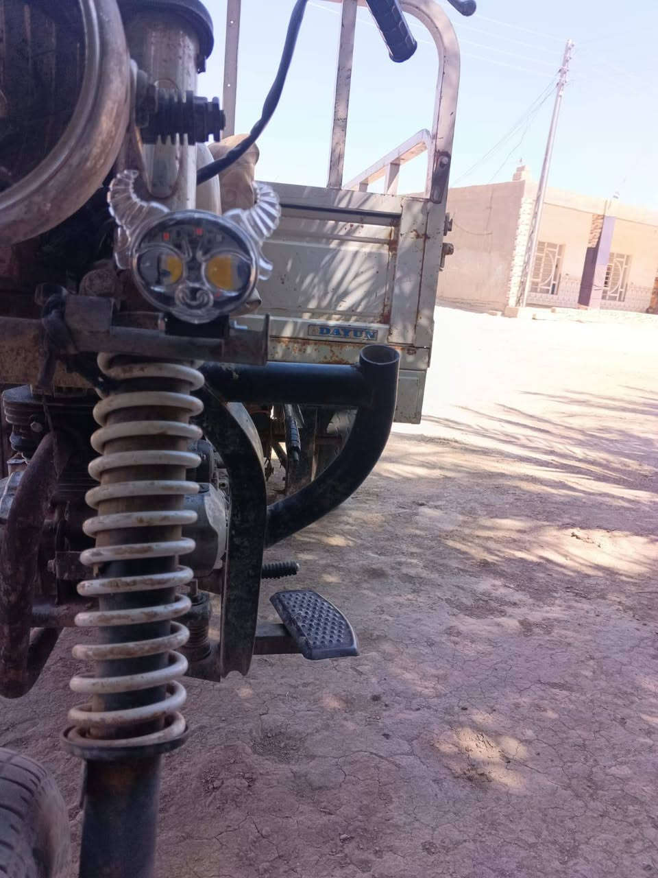 السلام عليكم
#للبيع_ستوته_موديل_2020 -

**الحالة**: محرك مجفت بالكامل

**التفاصيل**:

- بوشة + بستم + رنكات جديدة

- كلجات جديدة

- لايتات البومه  وترتيبات كاملة

الستوته جاهزة شغل وما بتحتاج ولا اشي

**السعر**: 950  قابل للتفاوض بالمقعول

**المكان**: ذي قار قضاء النصر

**التواصل ***********
