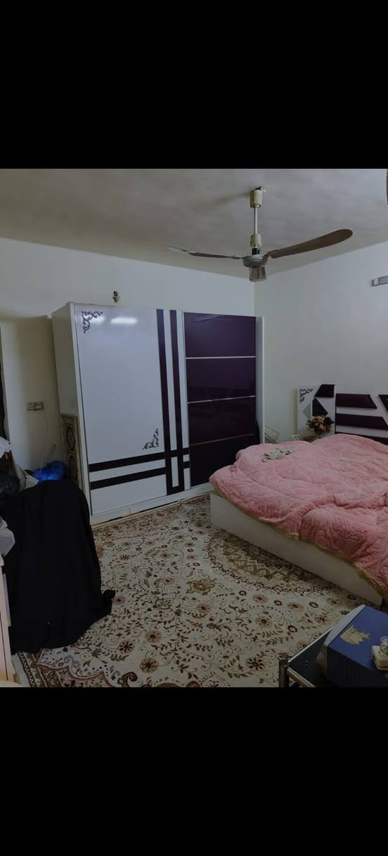 #عروض_مكتب_الإطار_الذهبي
دار للبيع حي الاعلام 
مساحه 254متر واجهه10
طابقين الدار بيع بحساب ارض
نضيف اذا للسكن
للاستفسار زياره المكتب حي النور قرب ملعب الكلاسيكو
او الاتصال على الارقام التالية 
متوفر واتساب 
***********
***********
