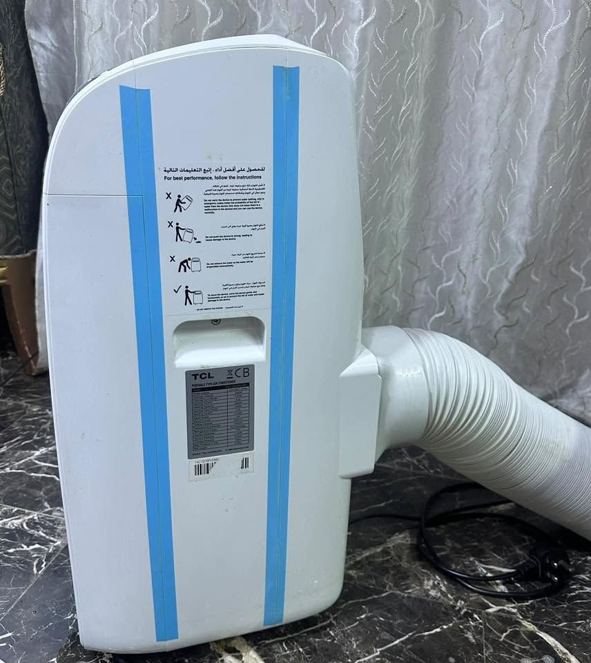 ️ سبلت داخلي متنقل ماركة TCL حجم 1 طن (تدفئة / تبريد) 12000 BTU ❄️
ستعمال كلش قليل. السعر 270 الف وبي مجال 
حجز. وتساب ***********
الحل المثالي للمواقع التي تخلو من منفذ خارجي، بتصميم عملي وأداء قوي يوفر لك الراحة طوال السنة.

✅ تبريد وتدفئة بكفاءة عالية
✅ سهل النقل من غرفة إلى أخرى
✅ تشغيل هادئ واستهلاك اقتصادي للطاقة
✅ مناسب للشقق والمكاتب والمحلات
✅ تركيب بسيط دون الحاجة إلى وحدة خارجية

استمتع بأجواء مثالية صيفاً وشتاءً مع جودة TCL الموثوقة.
