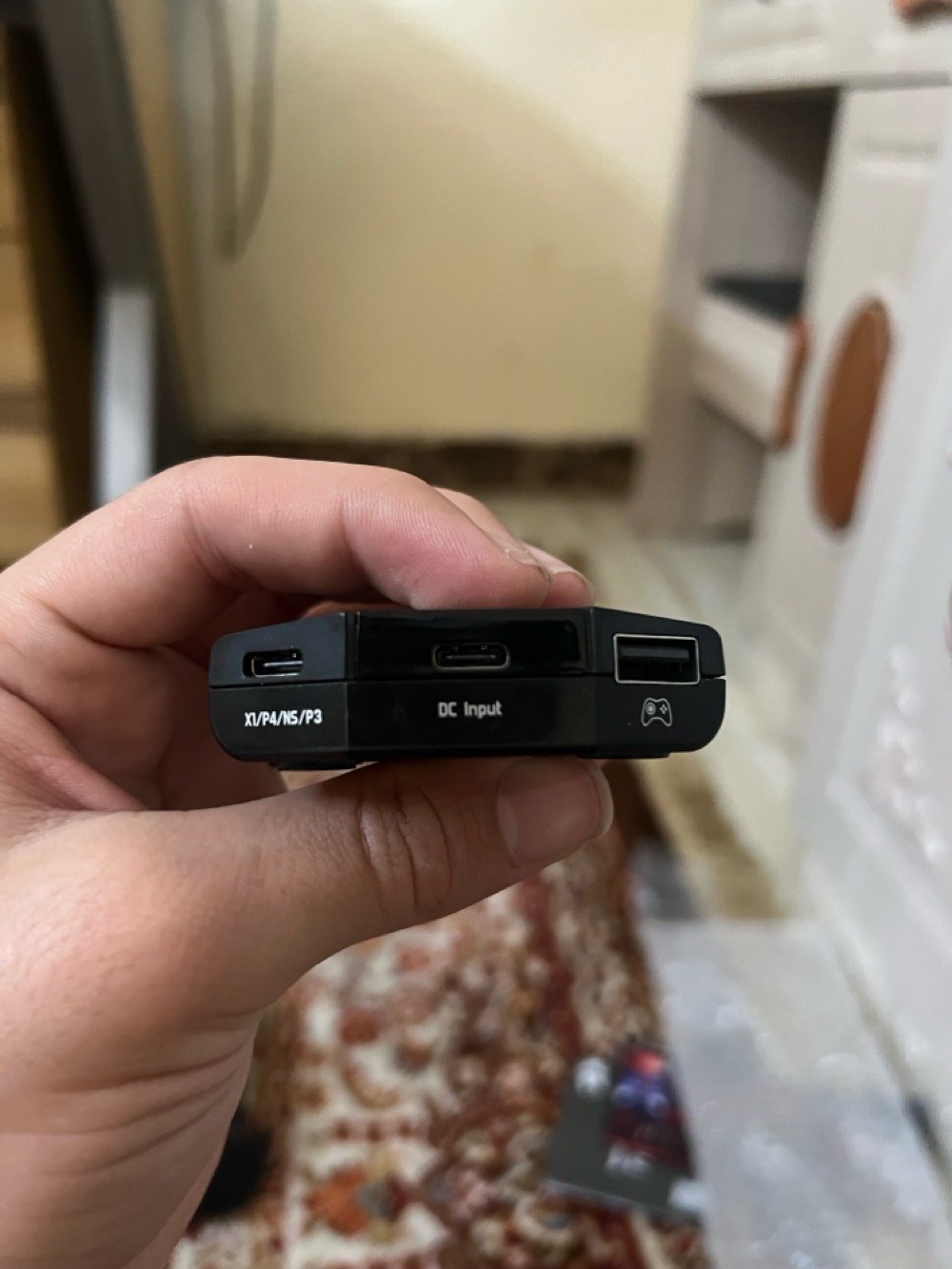 السلام عليكم بيع ماوس وكيبورد ماوس R8 اضاءه ليد متغيره كيبورد ريد دراكون فز اضاءه ليد متغيره وياه ملحقاته وقطعه تربط الماوس ول كيبورد عله البلي يجي بيه منفذين تايب سي و 3 منافذ يو اس بي سعرهن كلهن ب75 وبي مجال 
رقم الهاتف (***********)
العنوان بغداد حي القاهره
