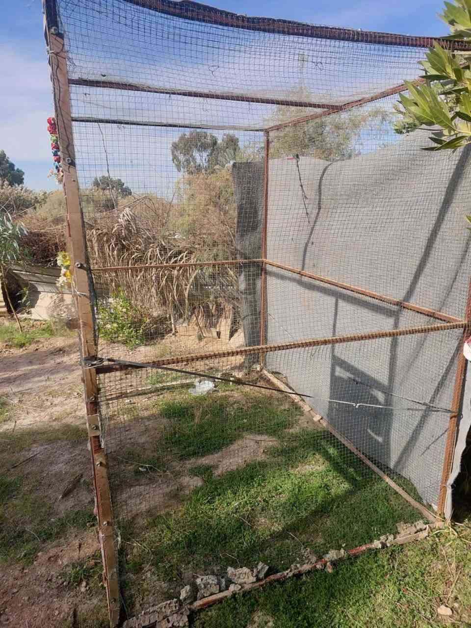 السلام عليكم 
قفص للبيع حديد  
*********** اتصل على الرقم
