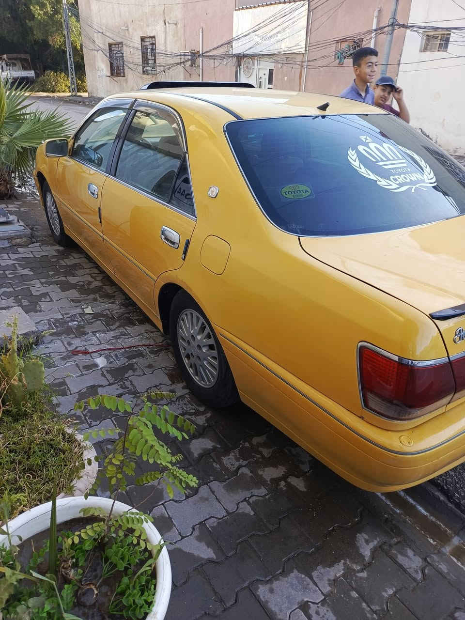 بيع او مراوس 
ملكة ٢٠٠٣ رقم كركوك 
مفحوصة مكفولة من الكص بس كصة عركجين 
كير مكينة دي فور الصغير 
تبريد ثلاجة 
حدادية تخم تاير جديد 
بيع او مراوس 
السعر ٧٥ 
مكاني نجفة


**إذا كنت صاحب هذا الإعلان وتريد حذفه لأي سبب، رجاءا أرسل رسالة إلى الدعم الفني**