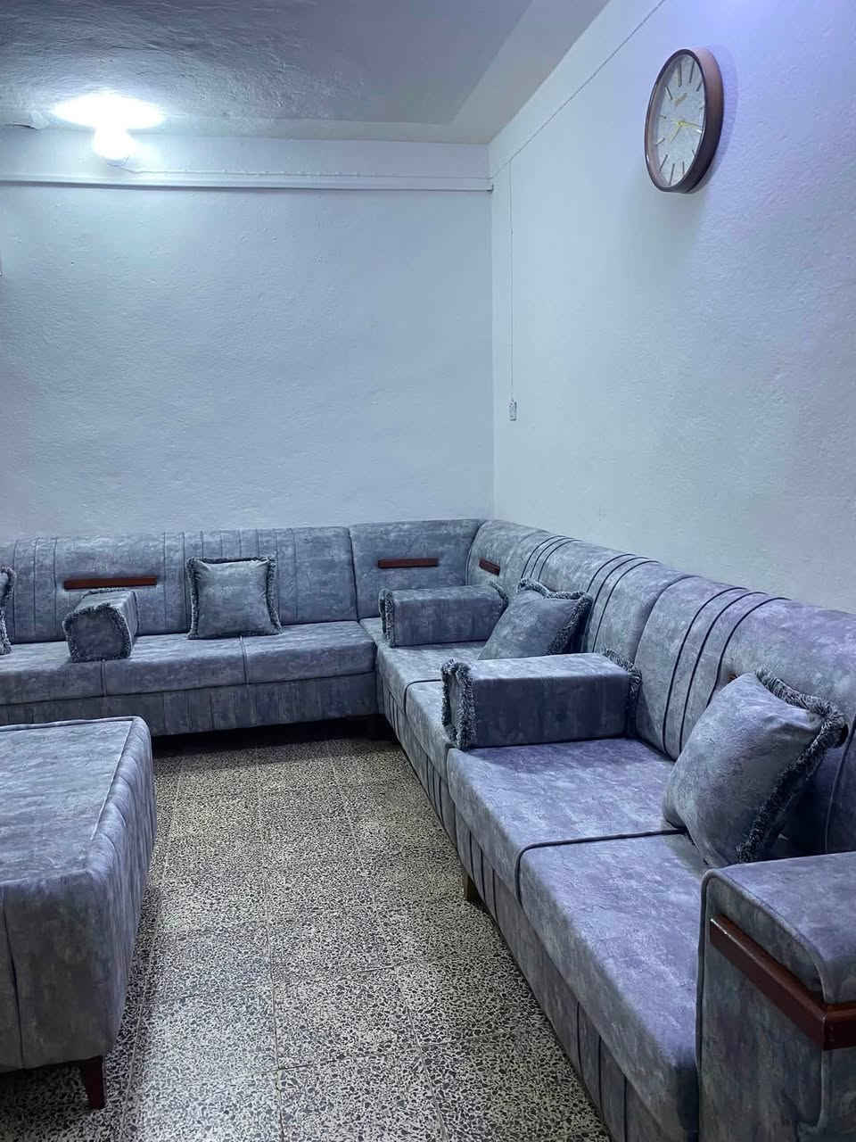 معمل جوهرة القائم للأثاث 👍

#تم تسليم ديوان صدام جواد (ابو ساري ال غازي ❤️) 

#بالخير عليكم ان شاء الله 👍❤️
باداره 
علاء ال غازي ‭ ‭***********
 سليمان ال غازي ***********
