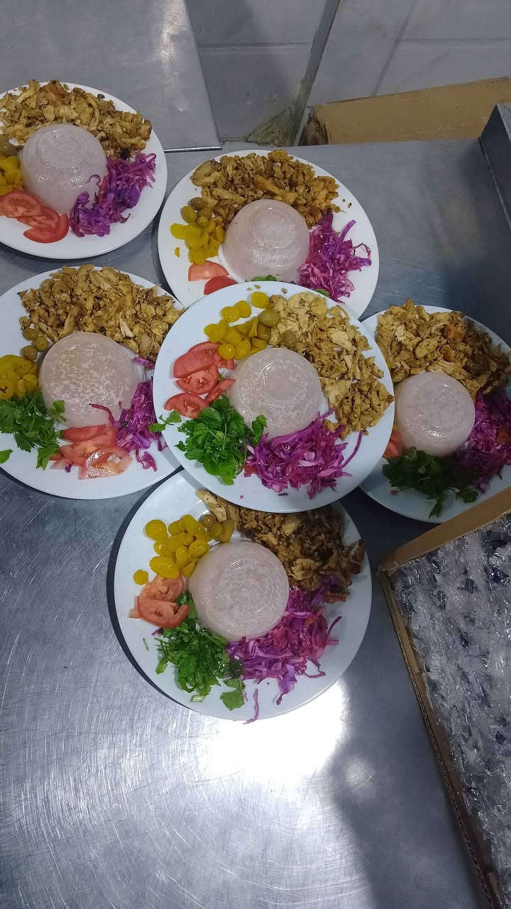 السلام عليكم  جاهزون  تجهيز 
كافت المناسبات او الحفلات او الاعرس  
 بلفاتلو او اطباق 
 كص دجاج او كص لحم 
 حسب الطلب 
المحتاج يجي خاص  او يتصل ***********
كركوك كركوك, العراق
