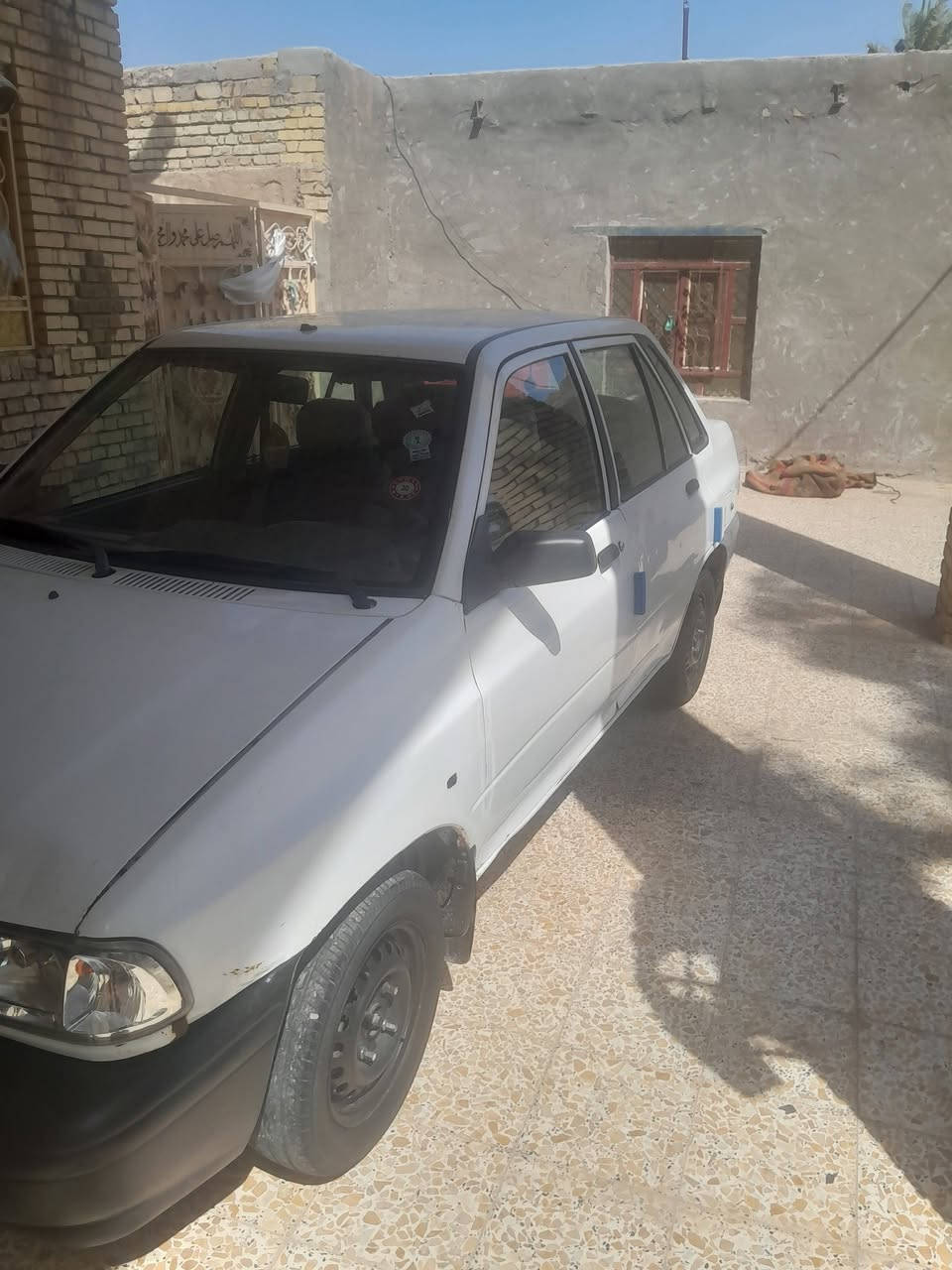 سلام عليكم سايبه للبيع موديل ١٥ شادله طابوكه جديده نوزلات جدد فيت بم جديد مال بيت ما متعوبه دواخل صاج شاشه بلاتوث كامره خلفيه مبدل بيه جاملغ بدون ضربه اثر خياس سنويه منتهيه بشهر ١٠ مشروع وطني عنوان ميسان قلعه صالح 
***********
