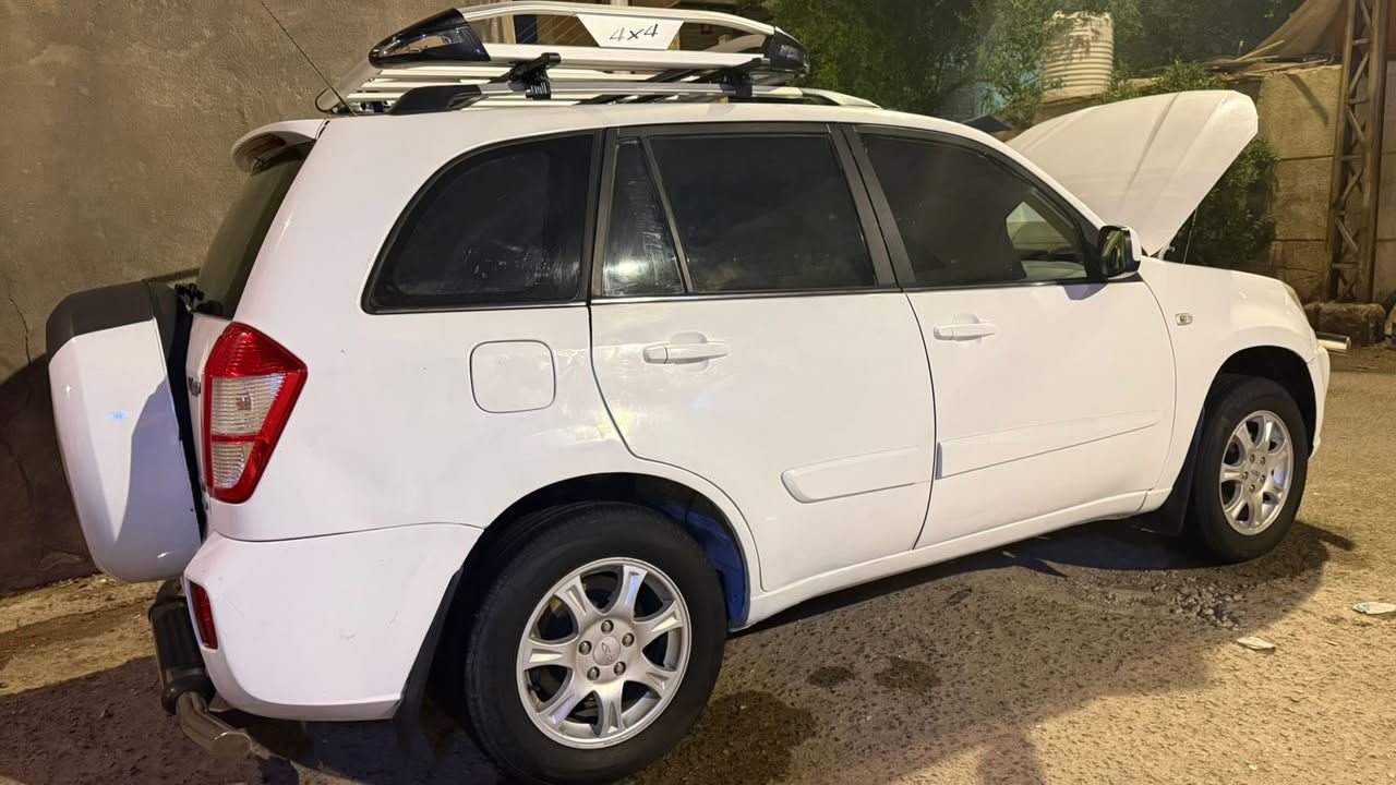 السلام عليكم 
سيارة تيكو 2013 للبيع
جاهزة كير ومكينه وحداده 
دواخل نظيفه تدفئه تبريد 
شاشه لمس.  تحكم ستيرن 
تنته شغاله  كهربائيات كله شغاله على بلاد 
سياره بيه درع امامي وخلفي ودوشمه كشنات ونايلون اصلي 
كشنات تدفئه  السيارة جاهزة رقم بصره وراعيه يريد تحويل 

السعر (58) مكاني البصره الشراي يتصل 
***********
