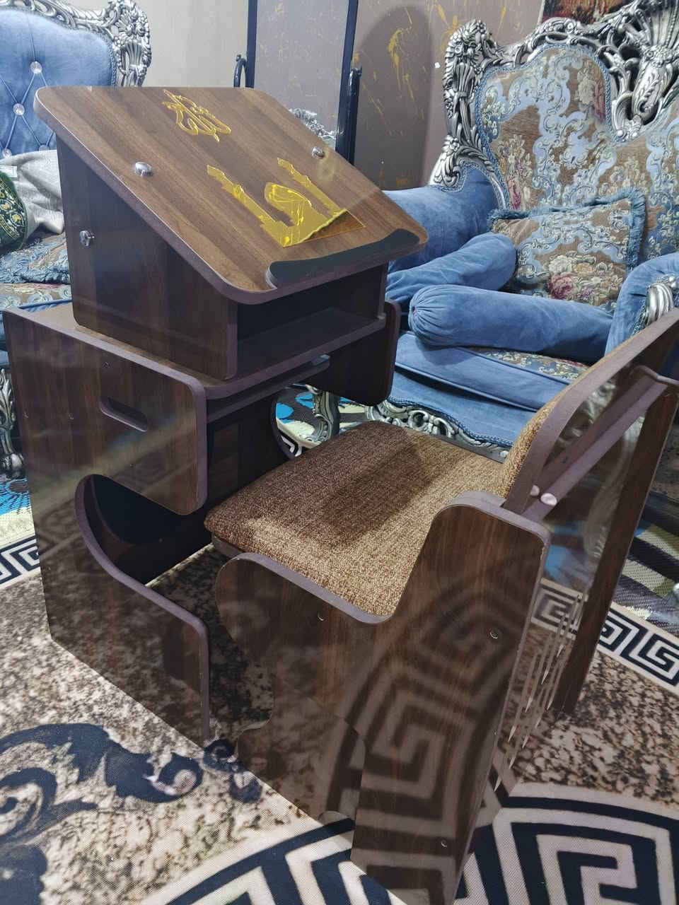 كرسي صلاة غير مستعمل صاج اصلي
السعر 75الف 
للاستفسار ***********
