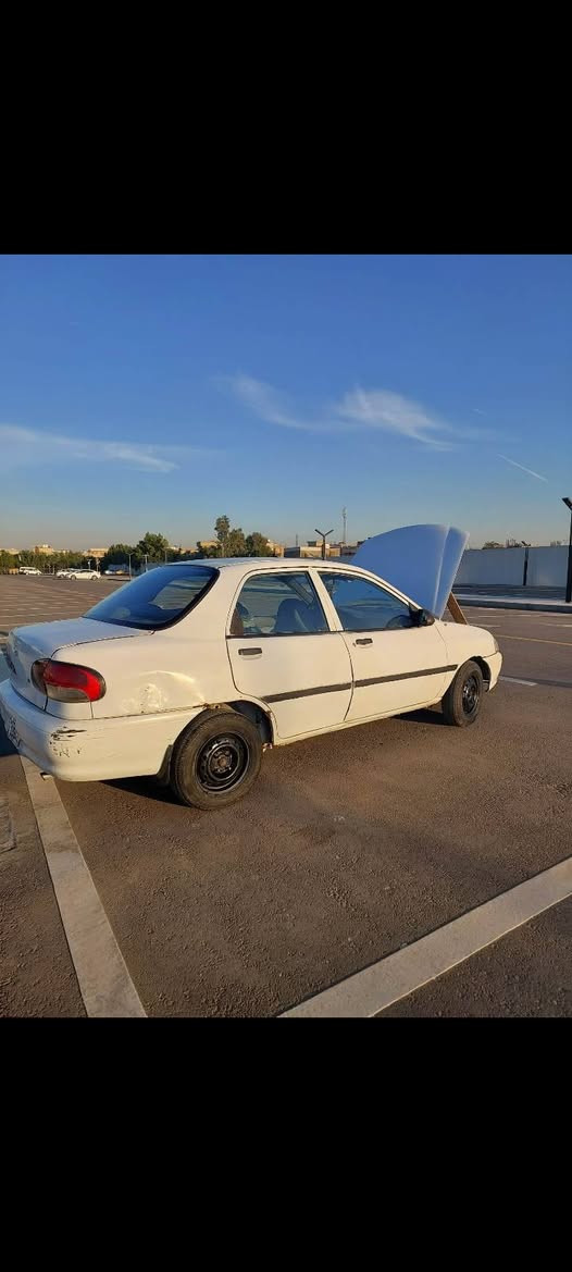 السلام عليكم كيه موديل 96 مكينه وكير جديده كير عادي سيارة مابيه نقص صدر امامي وخلفي  جديده كهربائي كلها شغاله مكاني بغداد الشعب سيارة بسمي السعر 35 وبيه مجال ***********
