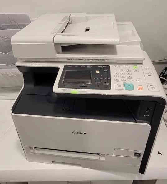 تتوفر طابعة كانون 
نوع canon mf8280cw
مستخدمة بسعر 125 الف
***********
