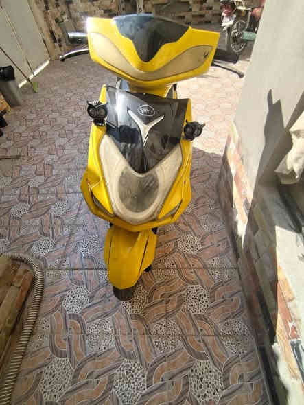 فراشه ياباني للبيع بسعر مناسب ج+سكنس صيني للبيع بسعر
250السكنس

الفراشه 200وبيها مجال 
***********
