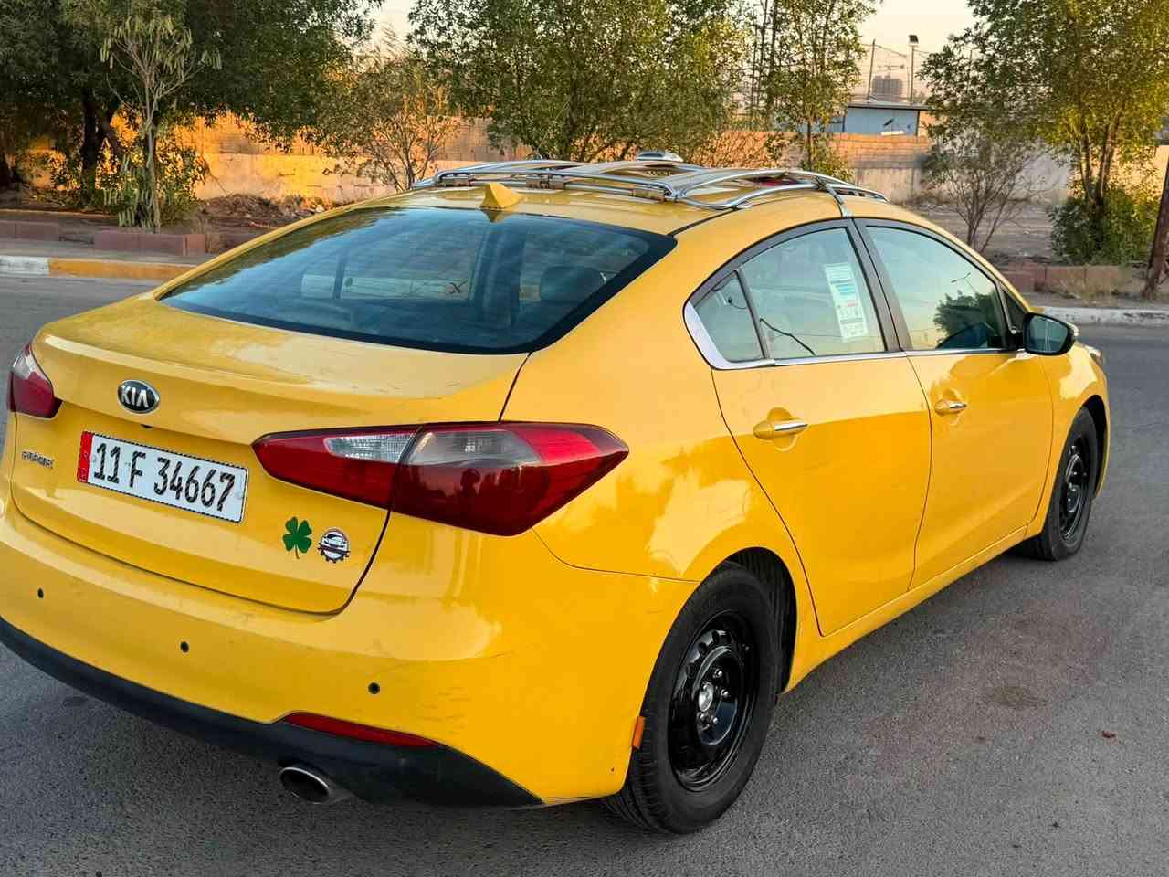 السلام عليكم للبيع فورتي 2014

امريكي حادث جاملغ خلفي او قبق جنطه 

مكينه او كير جاهزات صدر امامي خلفي جديد

منضومه تبريد طك كارتون 

سعر سياره 87$ وبيها مجال للشراي مكاني بغداد الكرخ

رقم الهاتف  ***********
