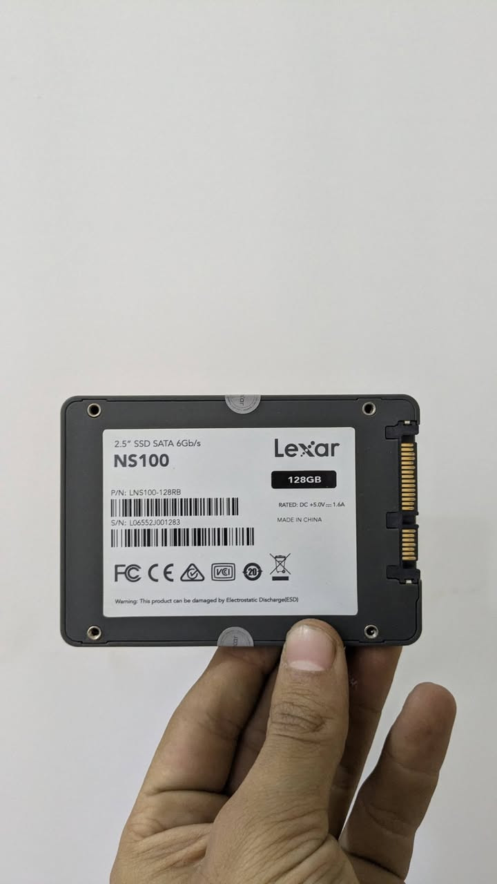 HHD 1t .السعر 25
Ssd 128.السعر 20  
 بيهن مجال بسيط


**إذا كنت صاحب هذا الإعلان وتريد حذفه لأي سبب، رجاءا أرسل رسالة إلى الدعم الفني**