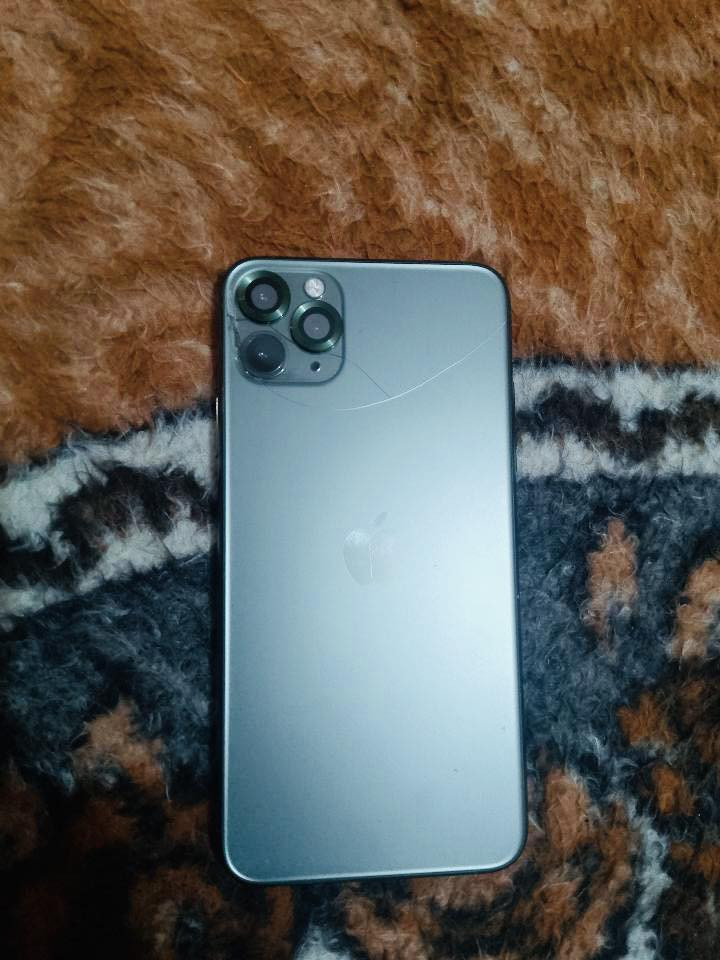 سلام عليكم 
آيفون ١١برو ماكس 
بطاريه ٧٦
ما مبدل شاشه الشاشه ابلاديه ما مبدله 
الفيس إيدي واكف و فطر بل ضهر زغيييير كلش يعني تحطله كفر ما يبين 
الجهاز نضيف 
سعره(٢٥٠)وبي مجال قليل 
مكاني نجف المناذره و بيكم خير وتدللون 
و متواجد فيس الي يحب يجي خاص


**إذا كنت صاحب هذا الإعلان وتريد حذفه لأي سبب، رجاءا أرسل رسالة إلى الدعم الفني**