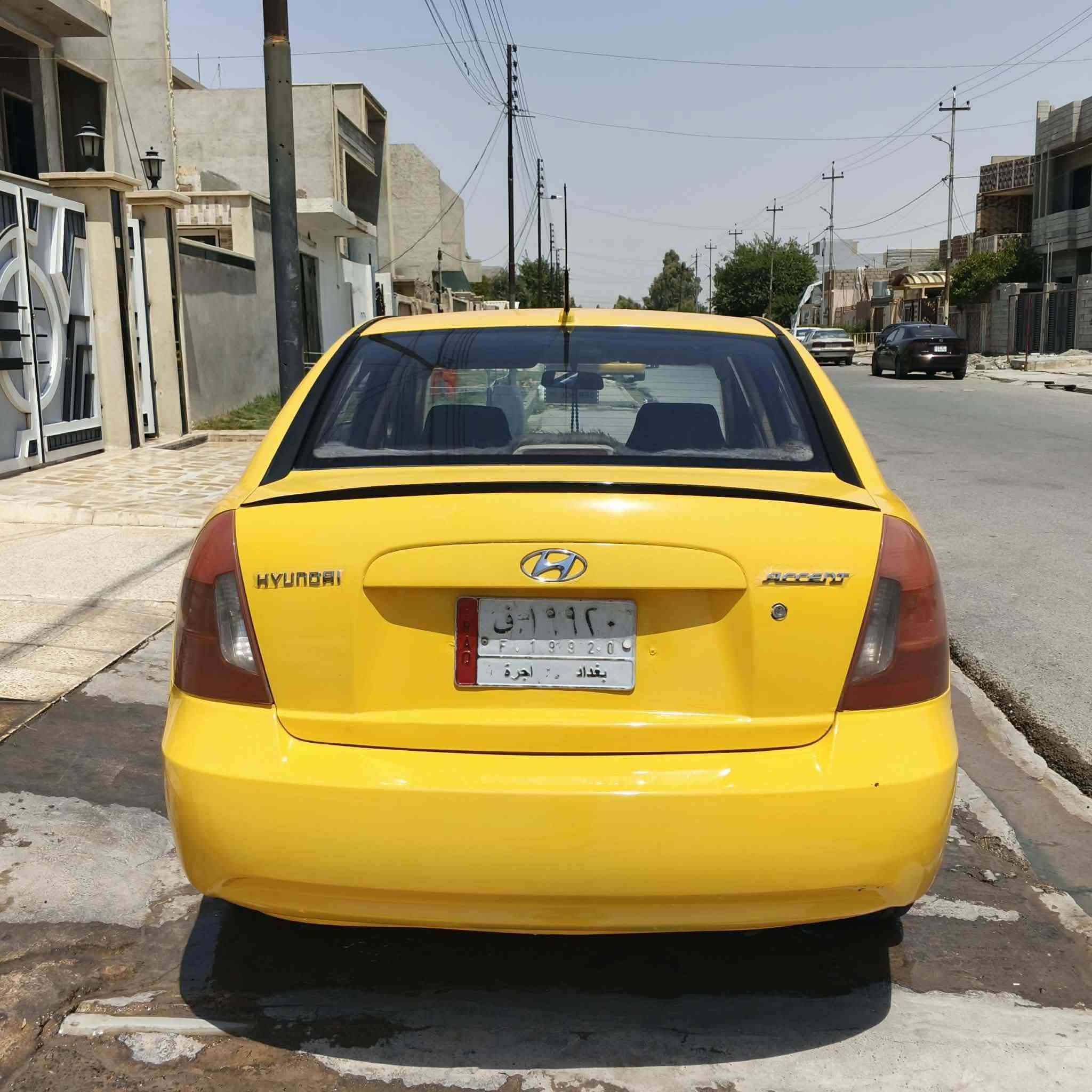 اكسنت 2009 كوري رقم بغداد بأسمي
الضرر بونيد امبدل 
سيارة جديدة
كير جديد
طخم امامي وخلفي كله جديد
باتري وسلف ودينمه جديد
ستيرن كامل امبدل اصلي مال كصه
تايرات جديدة
داخلها وغرفتها كله جديد
ترايها يخبل 
وايرمنيه كامله كله شغال 
تبريد ثلج
تدفئه
كوبون بانزين ورقي
هيئه وغرامات صفر
السيارة بأسمي تريد تحويل او وكالة حاظر
محرك السيارة بي صرف 
السعر 80
***********
***********
