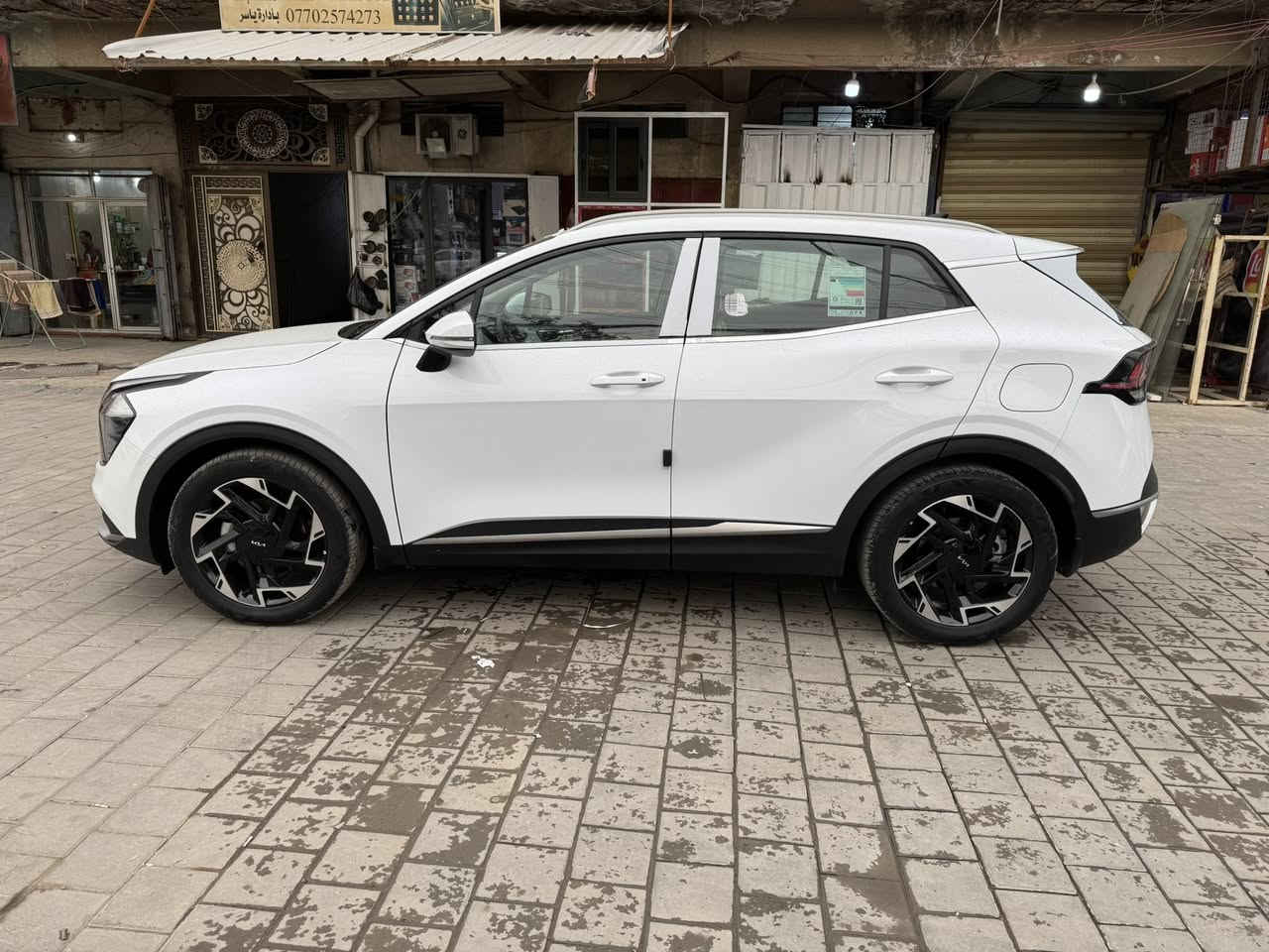 السلام عليكم سبورتج موديل ٢٠٢٥ خليجي مكفوله كفاله عامه ماشيه ٣٦ فول عدا البانوراما كراسي كهرباء تدفئة 
ستيرن تدفئة رادارات جانبية 
جنطه كهرباء قطعتين تبريد 
حساسات خلفية امامية بصمة تشغيل عدد ٢ 
اربيل تحويل مباشر مكان بغداد البنوك 
السعر ٢٣٥ ورقة قفل *********** ابو مصطفى
