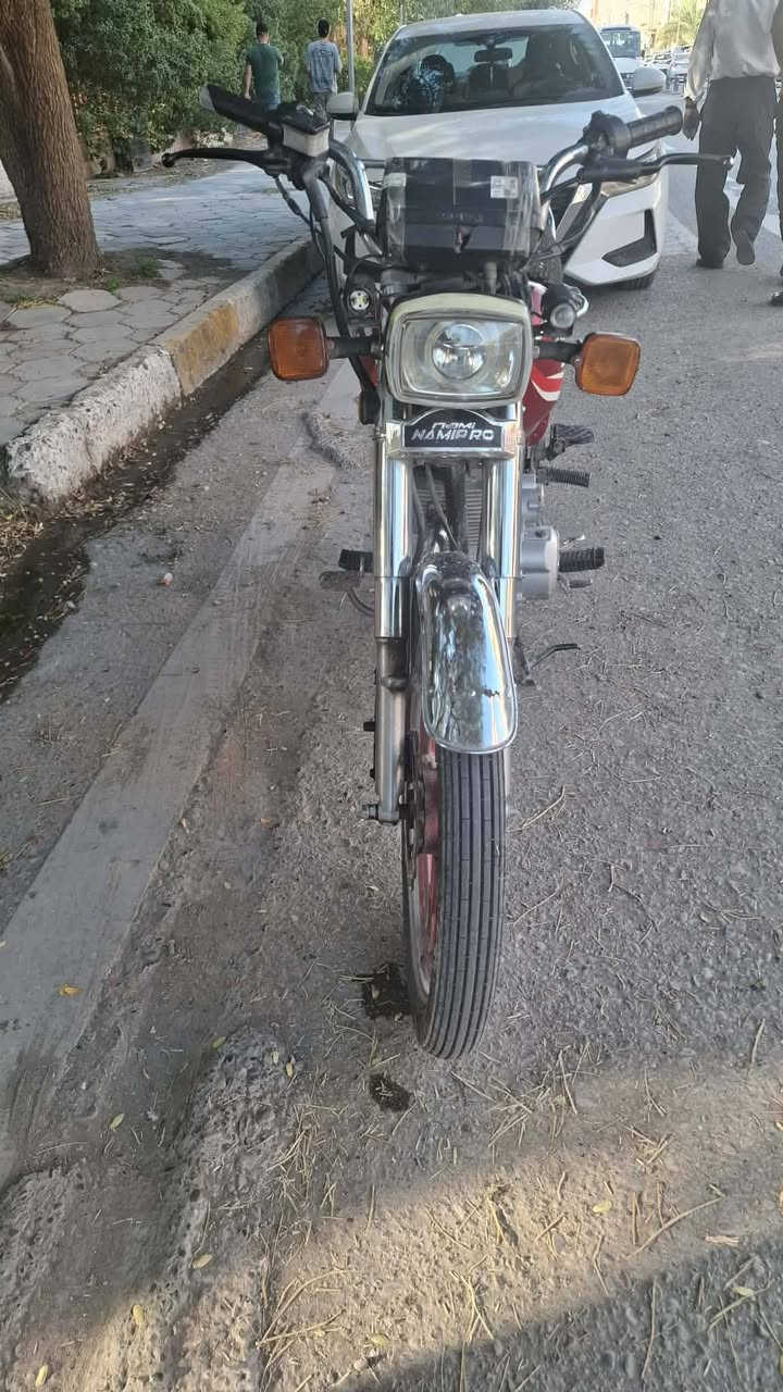 نامي برو  محسن  موديل 21  البيع مابي اي عيب   سعره 500 مابيها اي نقص  وبيها مجال  بسيط  وياه وراقه واحده اصلي  مالته  متواجد ع فيس  مكاني خانقين


**إذا كنت صاحب هذا الإعلان وتريد حذفه لأي سبب، رجاءا أرسل رسالة إلى الدعم الفني**