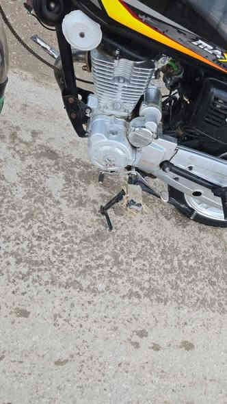 السلام عليكم
دراجه سيفان موديل 23 أوراق.. ما مفتوحه السعر 625 بيه مجال لشراي
***********
