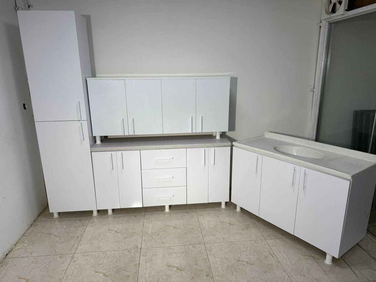 كاونتر تركي خشب ام دي اف 
قياس متر ونص ارضي وملحق 
مع سنك قياس متر و 20 سم مرمر 
*قياس الفاترينا 50 سم الصويرة, واسط


**إذا كنت صاحب هذا الإعلان وتريد حذفه لأي سبب، رجاءا أرسل رسالة إلى الدعم الفني**