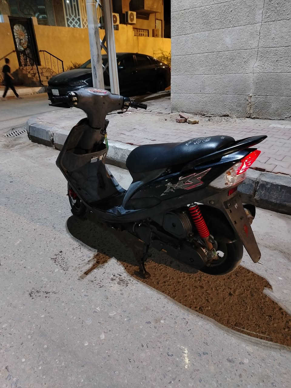 سلام عليكم ماكس عدله مال رمبه الدراجه صارلهة اقل شهرين ونص من طالعه من الرمبه الدراجه كفاله عامه برغي ما مفتوح بيهة وصل الدراجه موجد الدراجه رايدهة مليون و خمسين و بيهة مجال العنوان البصره حي الخضراء الرقم ***********
