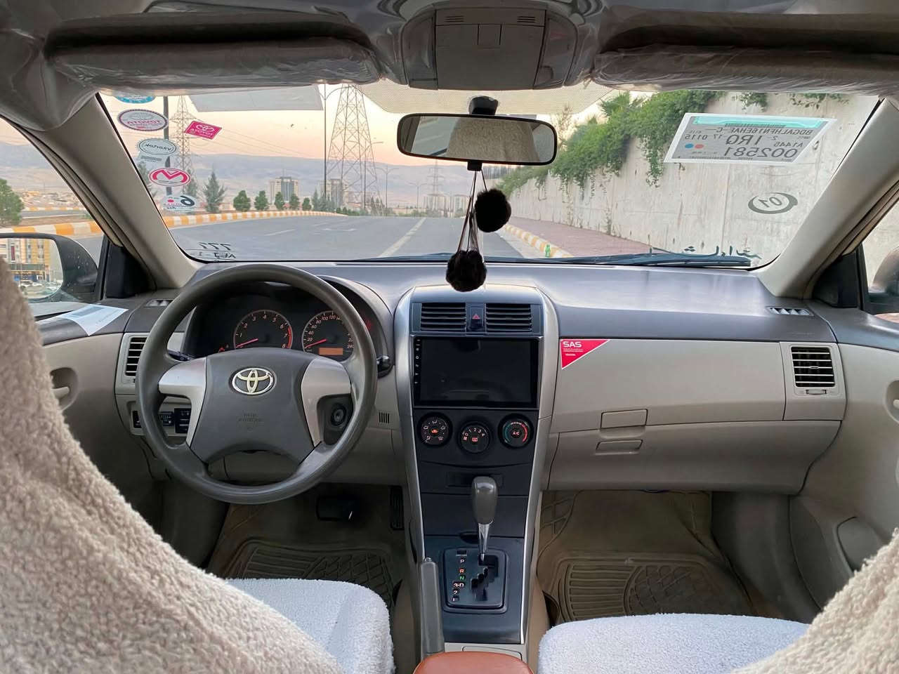 تۆیۆتا کرۆلا
٢٠٠٩ بیلاد ئۆتۆماتیک
گێرو مەکینە بە شەرت 
ڕۆن کەم ناکات 
تایەی تازەیە 
شاشە ئایپاد
غازی تورکی بۆ بەستراوە 
پێشی کەپسە 
٤ پارچەی بۆیاخە 
دوای قرچێکی هەیە ناوی نەگرتووە 
پلاکو کۆیلو تاقم وەیاری کۆیلی هەموی تازە بۆ بەستراوە
115 گەڵاو معامەلە 
***********
***********
