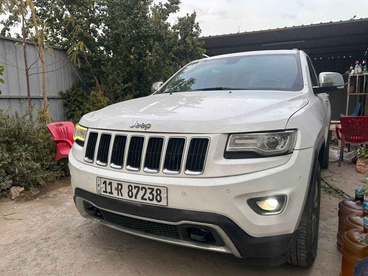 سلام عليكم جيب موديل ٢٠١٤ خليجي فول مواصفات الاخير رقم بغداد الجديد ماشيه ١١٨ كيلو قابل للزياده مكان السياره بغداد حي الجهاد السعر ٢٤٣ ورقه وبيها مجال معقول للشراي 
***********
