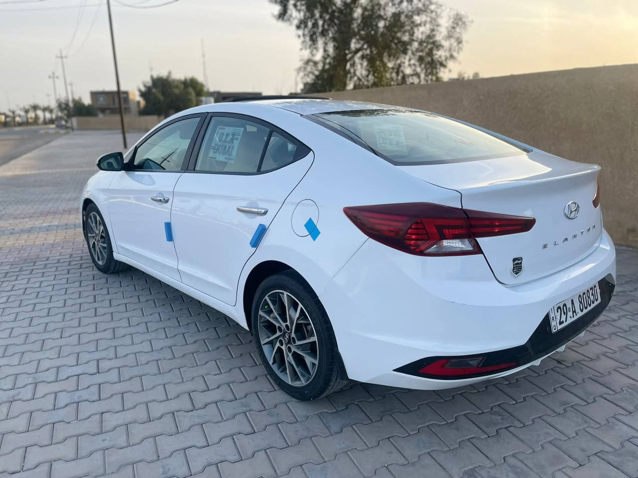 السلام عليكم
النترا مديل 19 شكل 20 خليجي 
السياره رقم واسط بسمي سنويه ورقم جديد  
السياره فول موصفات. واحد على واحد 
مكينه 2000 دوش     سونار مرفق 
مكينه كير مكفولات تخم تايد + حداديه امامي وخلفي جديد 
سياره جديده مال جناني 
عنوان السياره واسط 
سعر 148 
***********
***********
