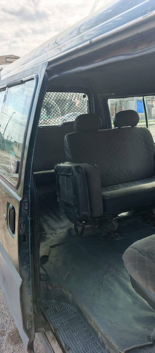 سلام عليكم كيا هوندا موديل 1995 السنويه تنتهي 2028 مشروع وطني بسعر مناسب نضافه وسط والمحرك بي نفخ مكاني حي الانتصار للتواصل ***********
