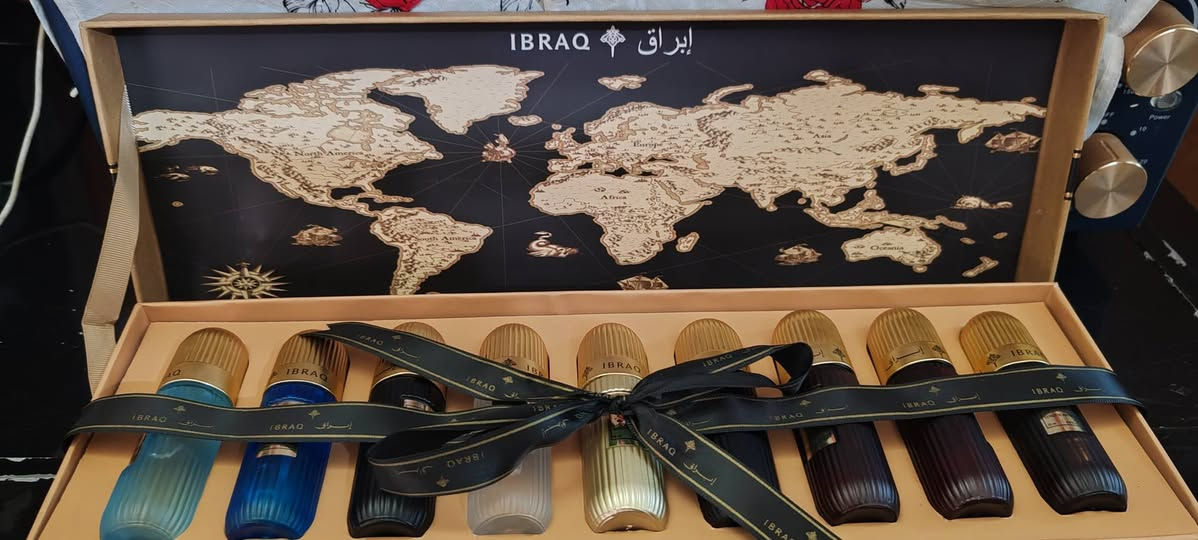 بكج عطور ابراق متكون من ٩ امبولات حجم ٢٠ مل ٢٠ مل من النزاكه والرقي كل امبوله تاخذك لعالم ثاني


**إذا كنت صاحب هذا الإعلان وتريد حذفه لأي سبب، رجاءا أرسل رسالة إلى الدعم الفني**