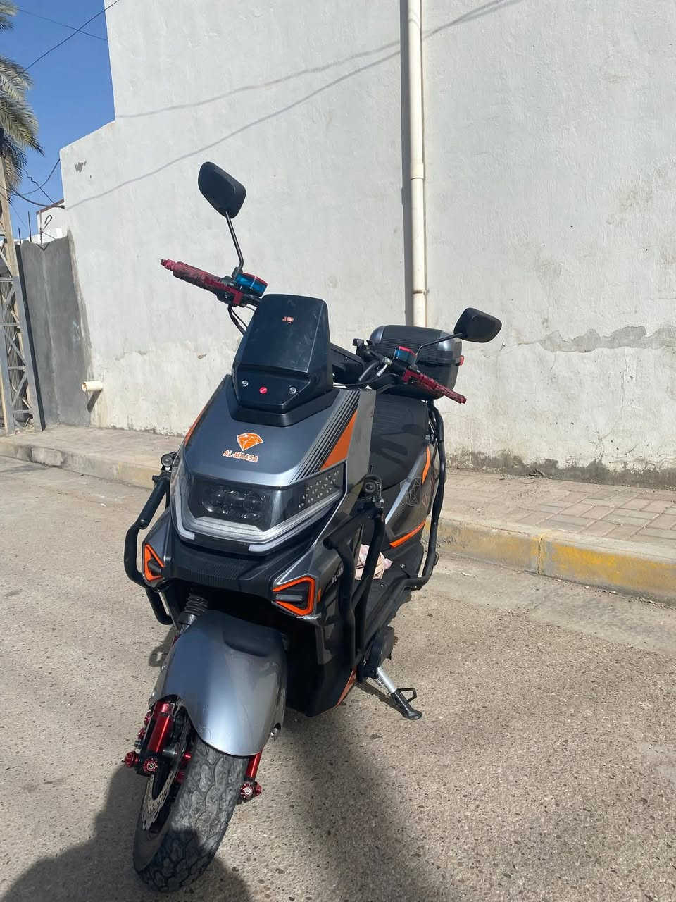 السلام عليكم ماطور شحن للبيع نوع ماسه افضل شركه ماطور بعده جديد ونضيف مستعمل شهر ونص 6 بطاريات كبار مال شركه ماسه شرط الفحص وين ماتريد افحص اربع سرع سرعته 99 موديل 25 دبل إشاره هورن لايت زنون عالي ناصي تثبيت سرعه نضام بك رجوع إلى الخلف وياه خوذه وسعره 725 بي مجال عنوان رمادي تأميم اتصال على رقم ***********
