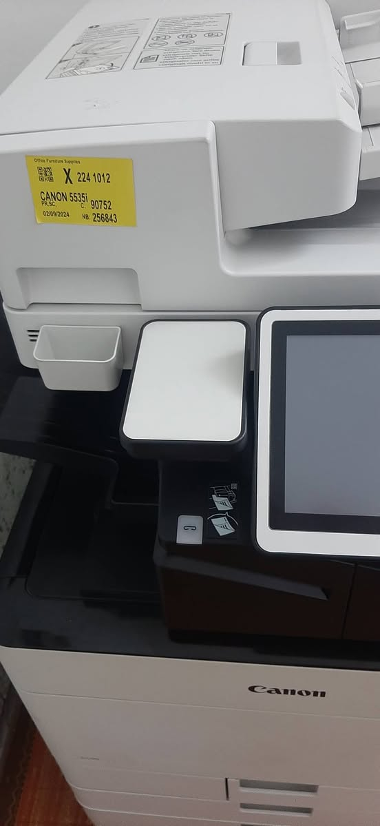 تحية طيبة ...
طابعة كانون 
 Canon imageRUNNER ADVANCE C5535i
ليزرية ملونة للاستخدام الثقيل ....
المواصفات موجودة في موقع الشركة المصنعة تطبع تقريبا اغلب أنواع الوراق وأحجام الورق إلى غاية A3 كفاءة وسرعة عالية ...
مستخدمة نظيفة جدا ما داخله صيانة نهائيا.
السعر : 900.000 الف دينار وبيه مجال بسيط

المكان : بغداد


**إذا كنت صاحب هذا الإعلان وتريد حذفه لأي سبب، رجاءا أرسل رسالة إلى الدعم الفني**
