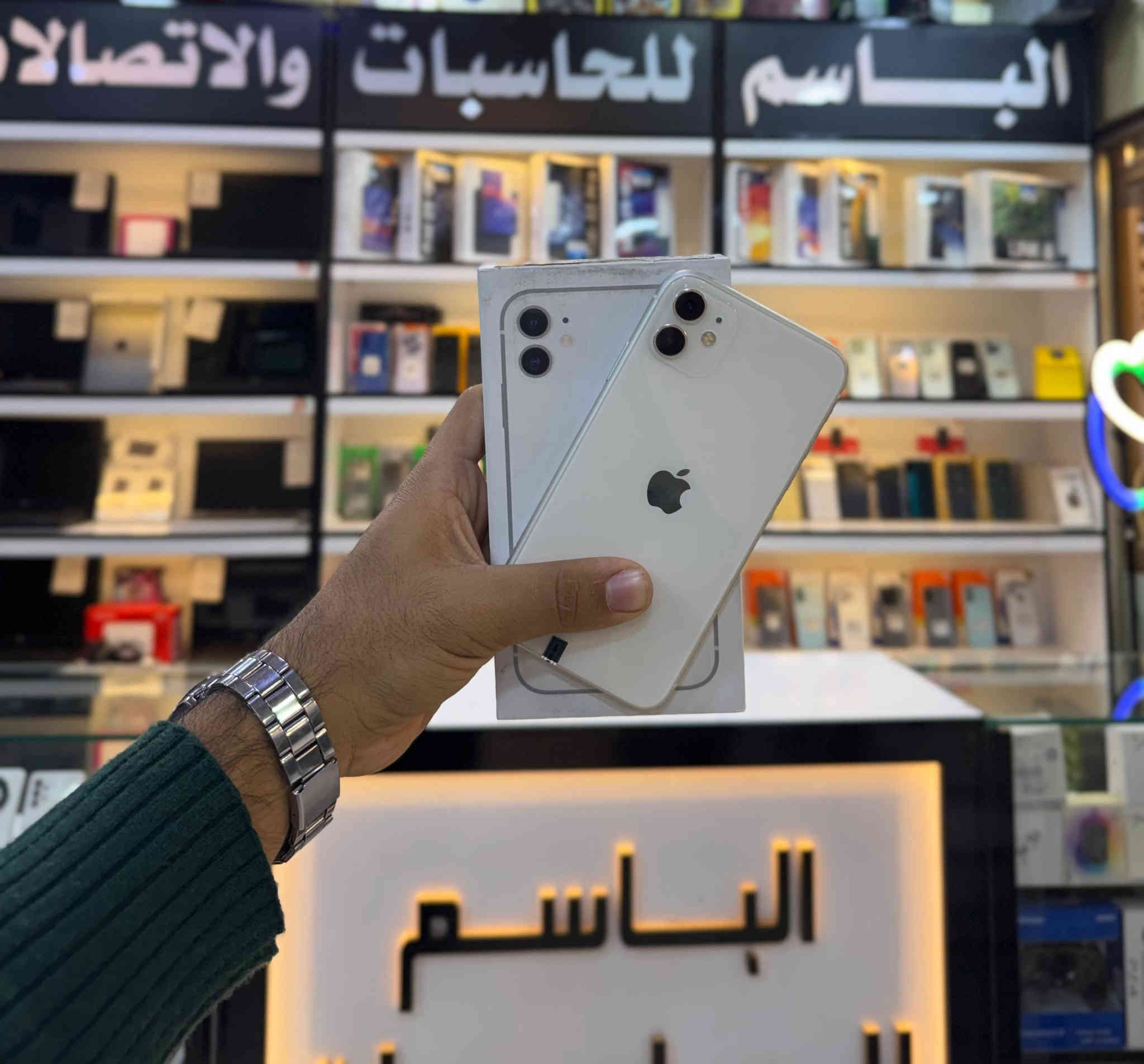 💙🧡💜 كل ما هو جديد تجدونه لدينا 💛❤️‍🩹💚
📱📱📱 توفر لدينا أجهزة آيفون 📱 📱 📱 
📱جهاز آيفون 13 بروماكس ذاكرة 5512GB 
📱جهاز آيفون 13 بروماكس دبل شريحة 
📱جهاز آيفون 11 عادي ذاكرة 1128GB 
📱جهاز آيفون 11 عادي دبل شريحة 
➖➖➖➖➖➖➖➖➖➖➖➖➖➖
https://www.instagram.com/albasim2006?igsh=eDV6M3NmaGlhMzBw
للاستفسار اكثر مراسلة الصفحة او الاتصال على الأرقام المثبتة ادناه:
العنــــــــــ🫵ـــــــــوان
#ديالى_المقدادية_حي_المعلمين
*********** ☎️📞*********** ☎️📞
#اخــــتـــيــارك_الأول_في_عالم_الاصلي.
📝 توجد خدمة توصيل لجميع المحافظات 
 @الجميع
@everyone
https://maps.app.goo.gl/5q3GR6btmt9unsfz9?g_st=ac
