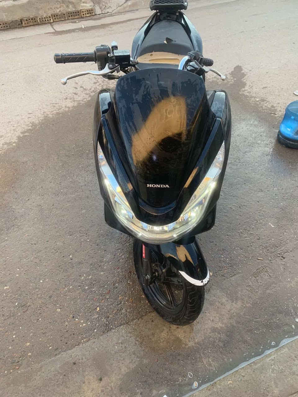 دراجه بي سي اكس جيل الثاني دراجه نضيفه مكينه مكفوله برغي ممفتوح بيهه وبل واقع احلا عارضهه ب1800 وبيهه مجال ***********
