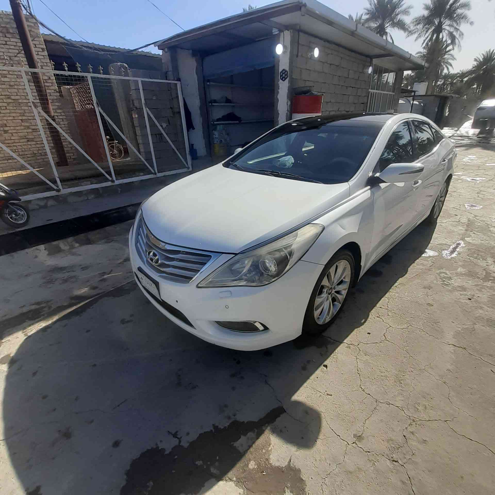 سلام عليكم للبيع او مراوس
ازيره 2012 وارد خليجي 

رقم بغداد تحويل مباشر 

فول واحد على واحد ما عده بصمه 

كشنات جلد + كهرباء 

مري شفط +اشيار بل مري 

لايت لد امامي خلفي 

بنرامه تبريد كشنات 

حساسات امامي خلفي 

شاشه كبيره كامره 

تحكمات استيرن برده خلفيه كهرباء 

تبريد قطعتين 

{مكينه وكير وحداديه وتخم تاير كله جديد } 

صبغ جاملغات خلفيه اثر تصليح بل هلات الخلفيه بدون دوخل سعر 120 وبيه مجال 

***********

*********** مكاني اطراف النجف غماس
