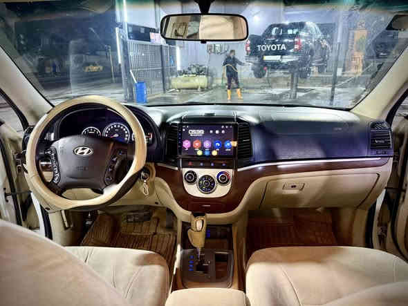 للبيع
سنتافي 2009 (خليجي مكفولة)
محرك V6 
7راكب 
فور ويل
3 قطع تبريد
تحكم جهتين 
شاشة
كامره امامية
كامره خلفية
حساسات 

*ملاحظة* 
دوشمة كشنات السيارة الاصلية فوكاهة تلبيسة الشركة يعني الدوشمة الاصلية ممفتوحه ابداً 

رقم بغداد الجديد  بأسمي
السيارة نضيفه جداً
عنواني بغداد 
 الهاتف ***********
