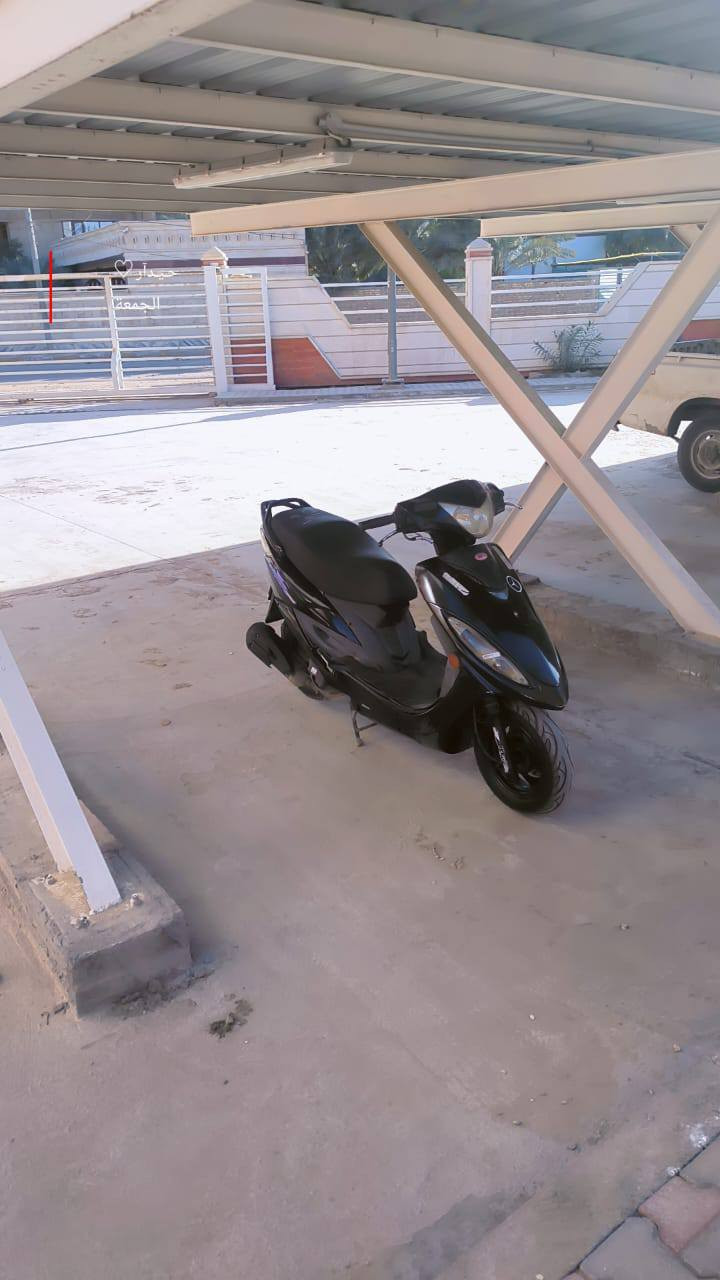 سلام عليكم دراجه جي فور صار اقل شهر من جفتته تجفيت مضبوط نضافه خير من الله سعره 425 بيه مجال لحد يكسر بسعره رقمي ***********
