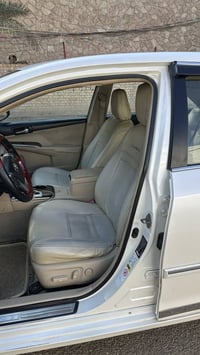 كامري خليجي 2014 لمتد 1/1 اعلى مواصفات فتحة شاشة قلاب تحكم ستيرن جهتين...