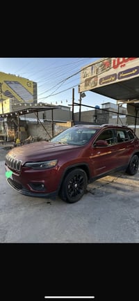 شيروكي لايتود • ٢٠١٩ • ضربة جانبية