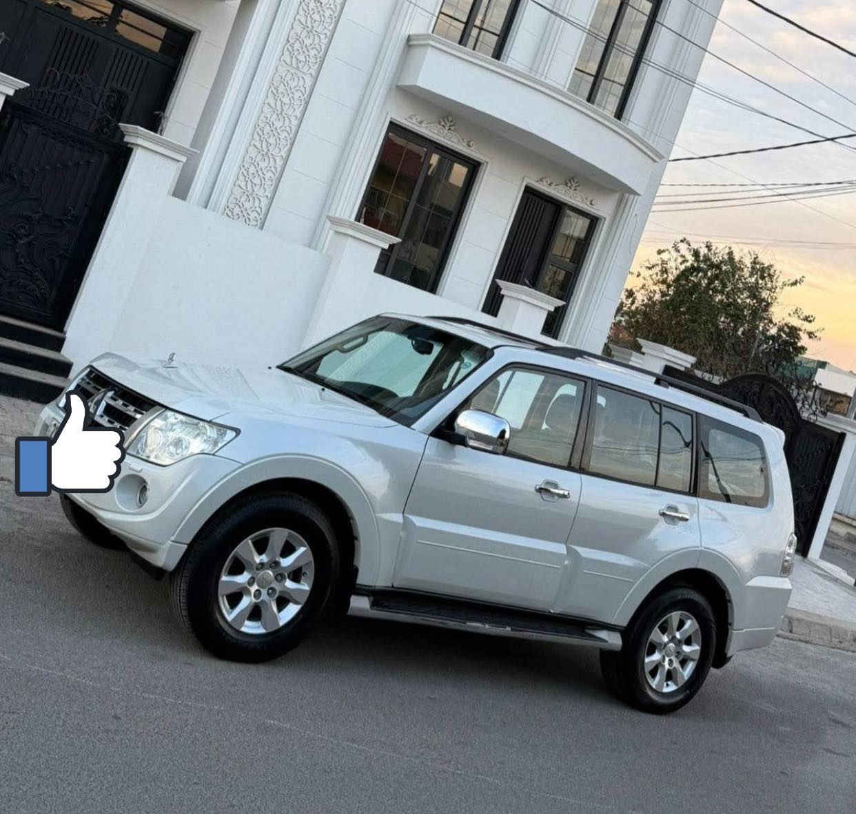 ميتسوبشي باجيرو للبيع 2014 موصفات حبتور 
اعلى فئه فول موصفات  السيارة كفالة عامة السعر 158وبيها مجال
***********
