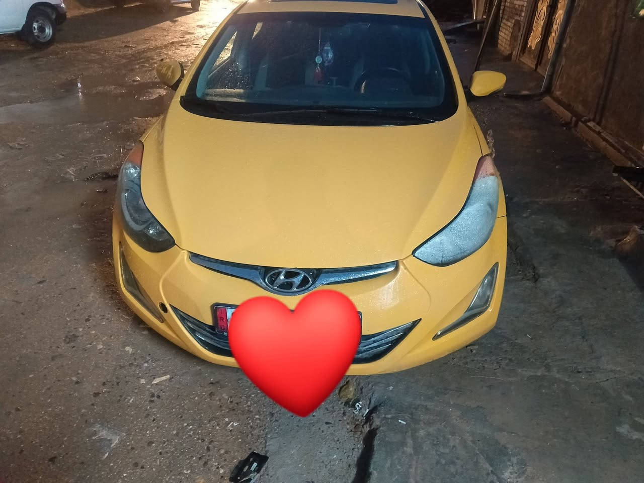 السلام عليكم سياره انتره مديل 13يساره بصمه وفتحه موصفات فول 
سعر 100وبيه مجال رقم ***********
