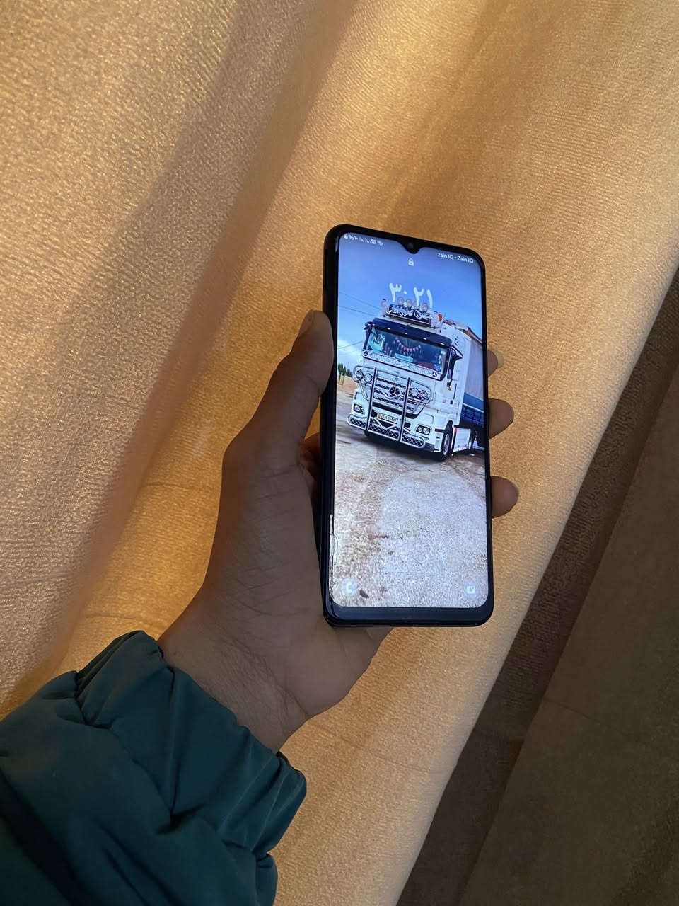 سلام عليكم.
A13
ذاكرته 64. 
جهاز نضيف 
ومامفتوح. ولا واصل تصليح. 
سعره 125. 
مكان سامراء 
***********
