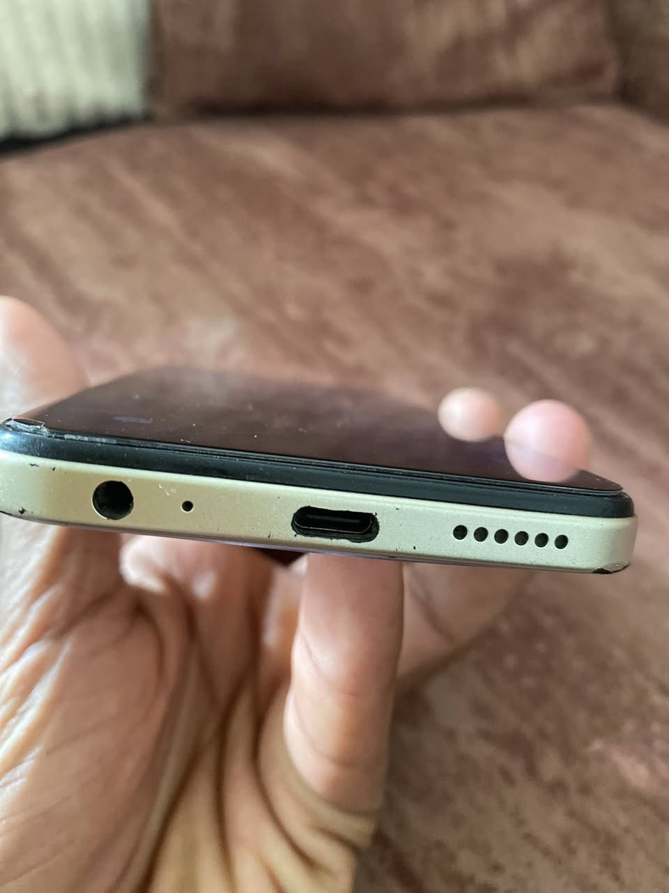 جهاز itel A70 ذاكره 256 للبيع سعر 60 وبي مجال قليل مبدل شاشه اصليه مكاني بابل التاجيه.. رقم***********
